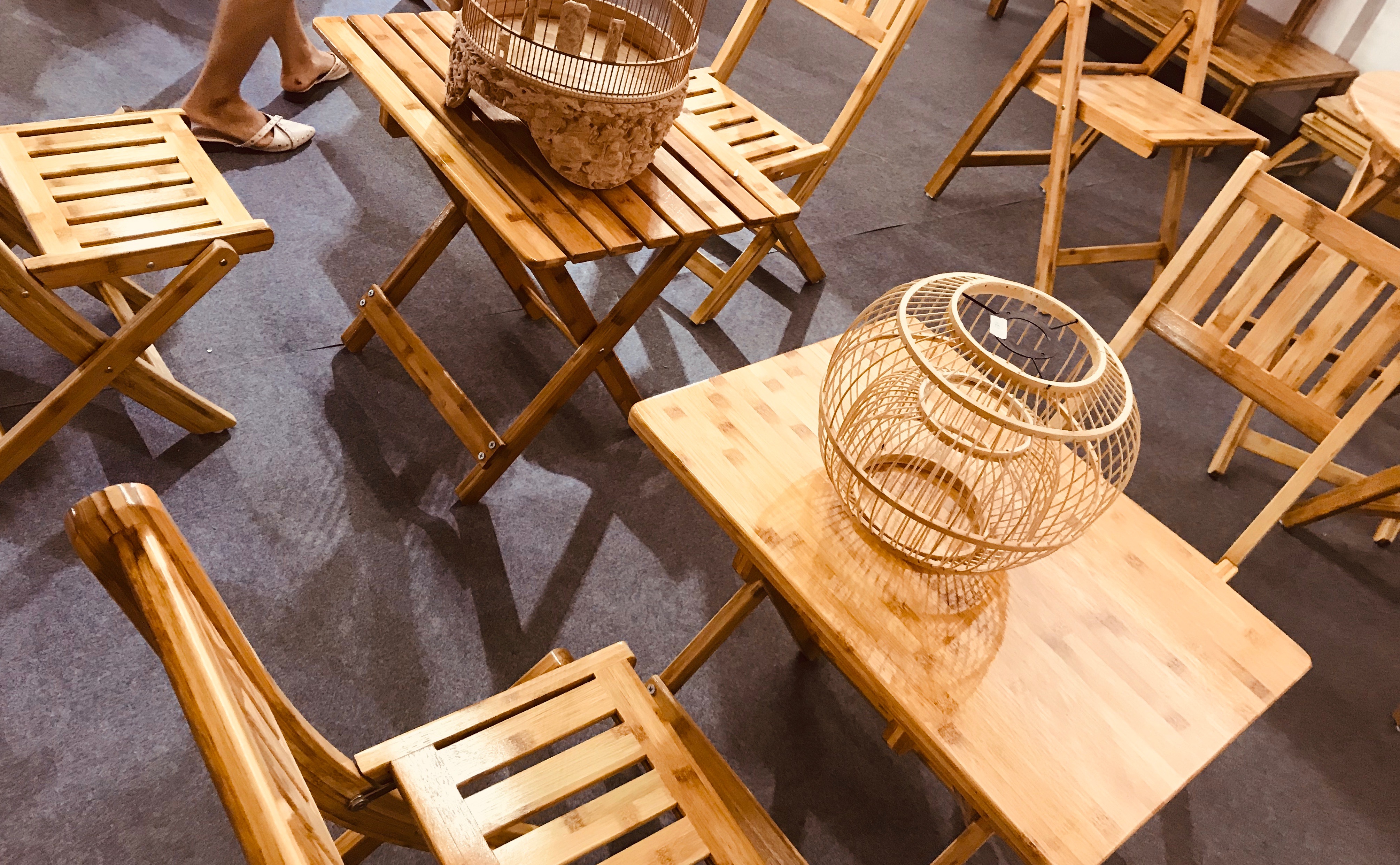 Le Vietnam table sur 10 mds de dollars de ventes de bois et meubles aux États-Unis